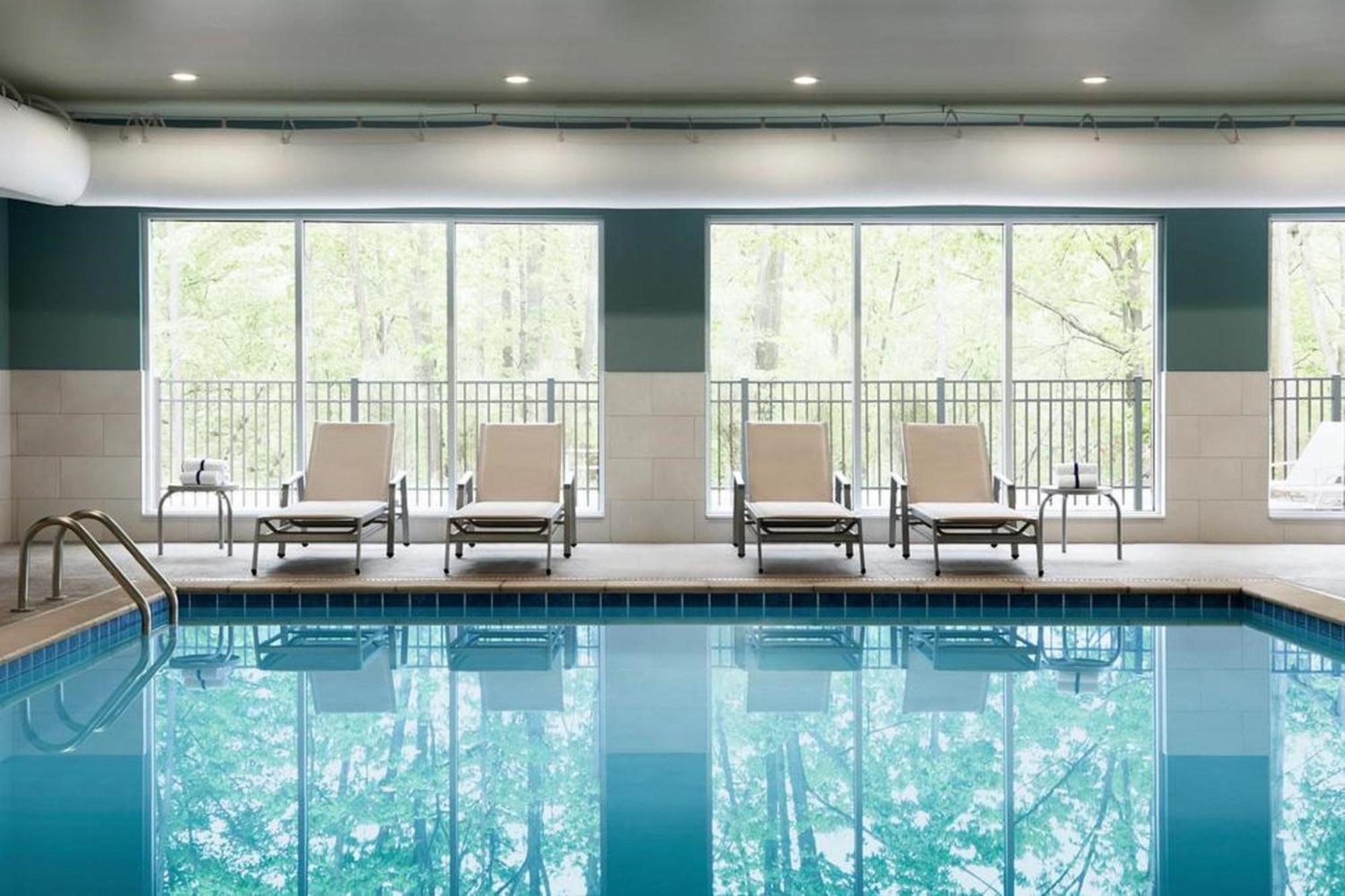 Holiday Inn Express & Suites Mansfield - Ontario By Ihg Zewnętrze zdjęcie