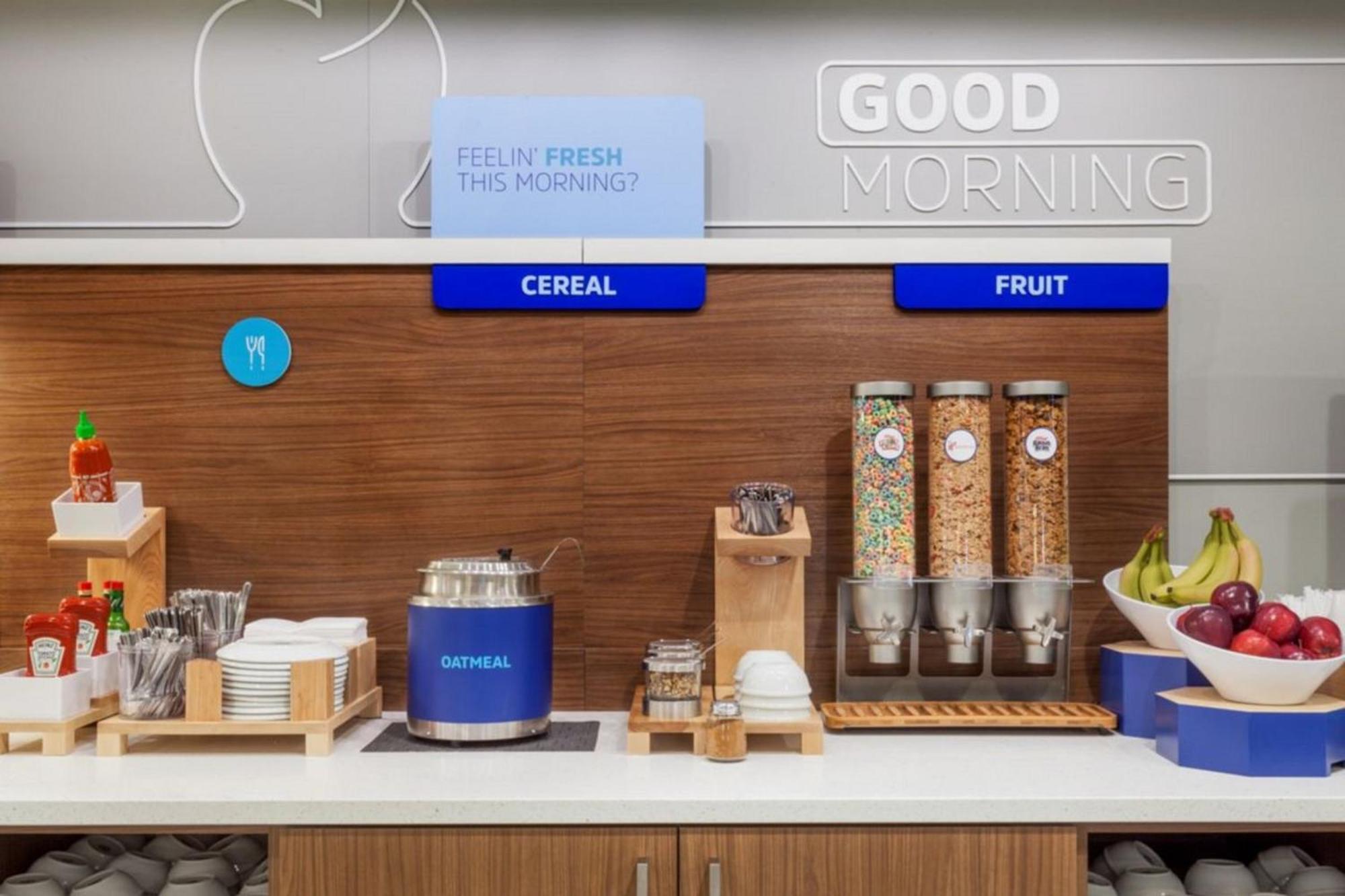 Holiday Inn Express & Suites Mansfield - Ontario By Ihg Zewnętrze zdjęcie